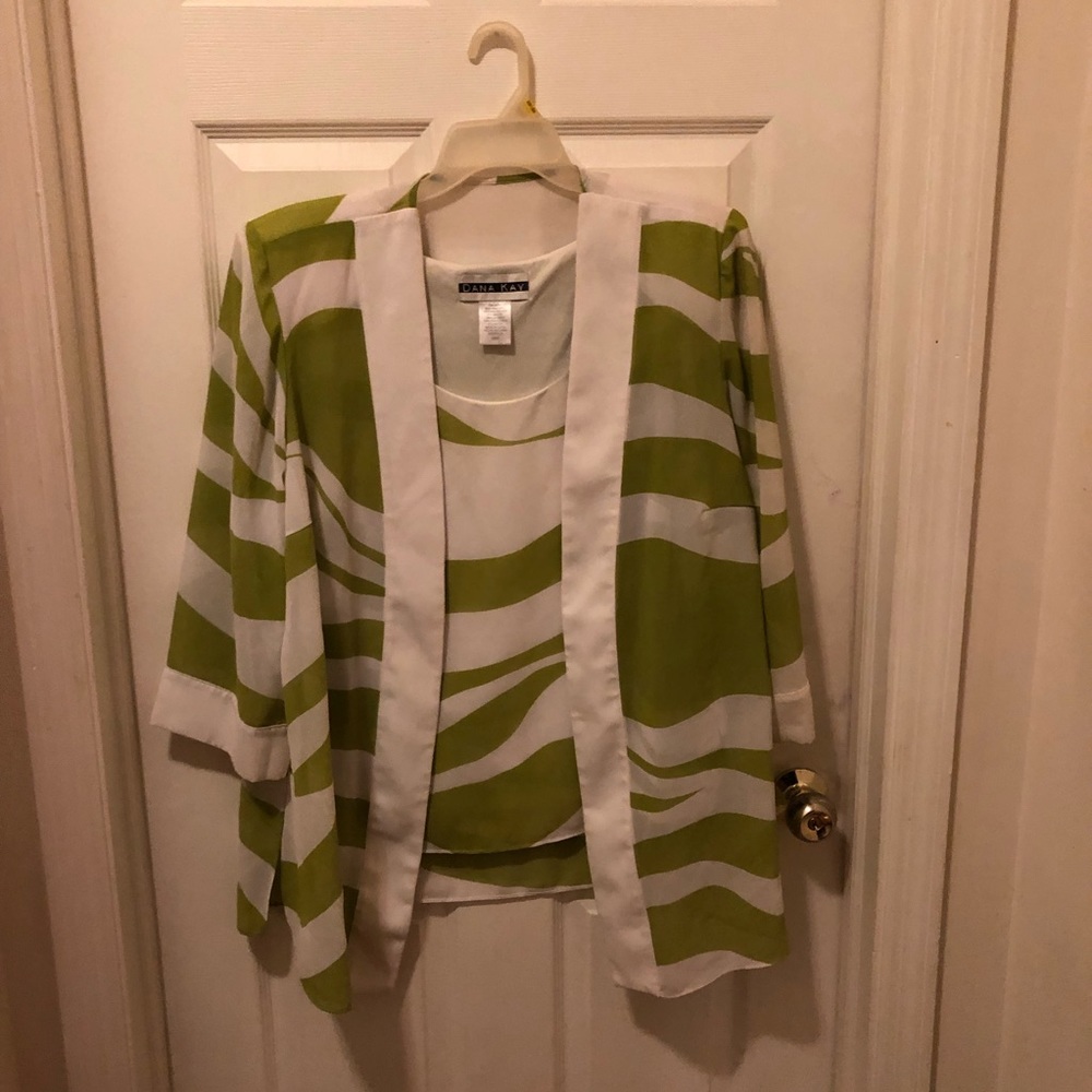 Jacket - Picture 5 of 5